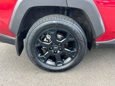 Used 2020 Toyota RAV4 TRD Off-Road w/ TRD Off-Road Weather Package AWD/4WD image 9