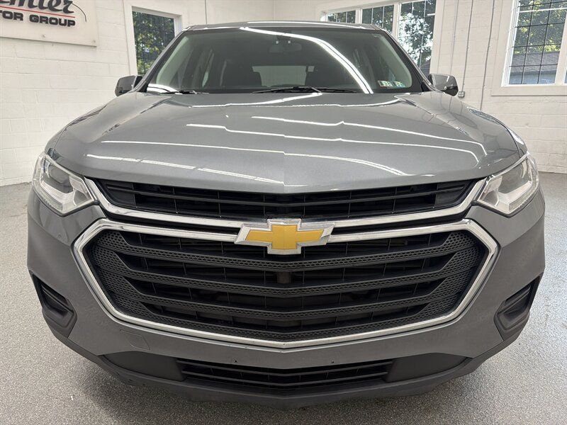 Used 2018 Chevrolet Traverse LS AWD/4WD image 2