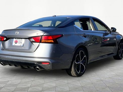 Used 2024 Nissan Altima 2.5 SR image 5