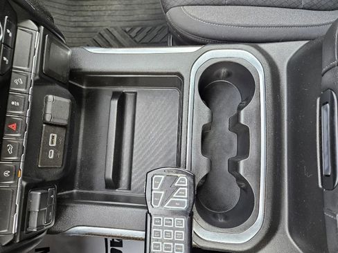 Used 2021 Chevrolet Silverado 1500 RST image 18