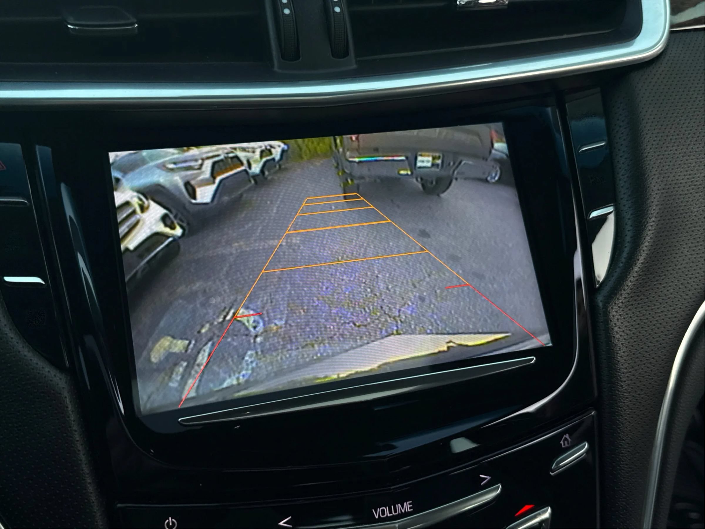 Used 2013 Cadillac XTS Premium FWD image 14