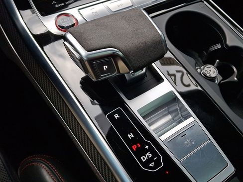 Certified 2024 Audi RS Q8 image 21