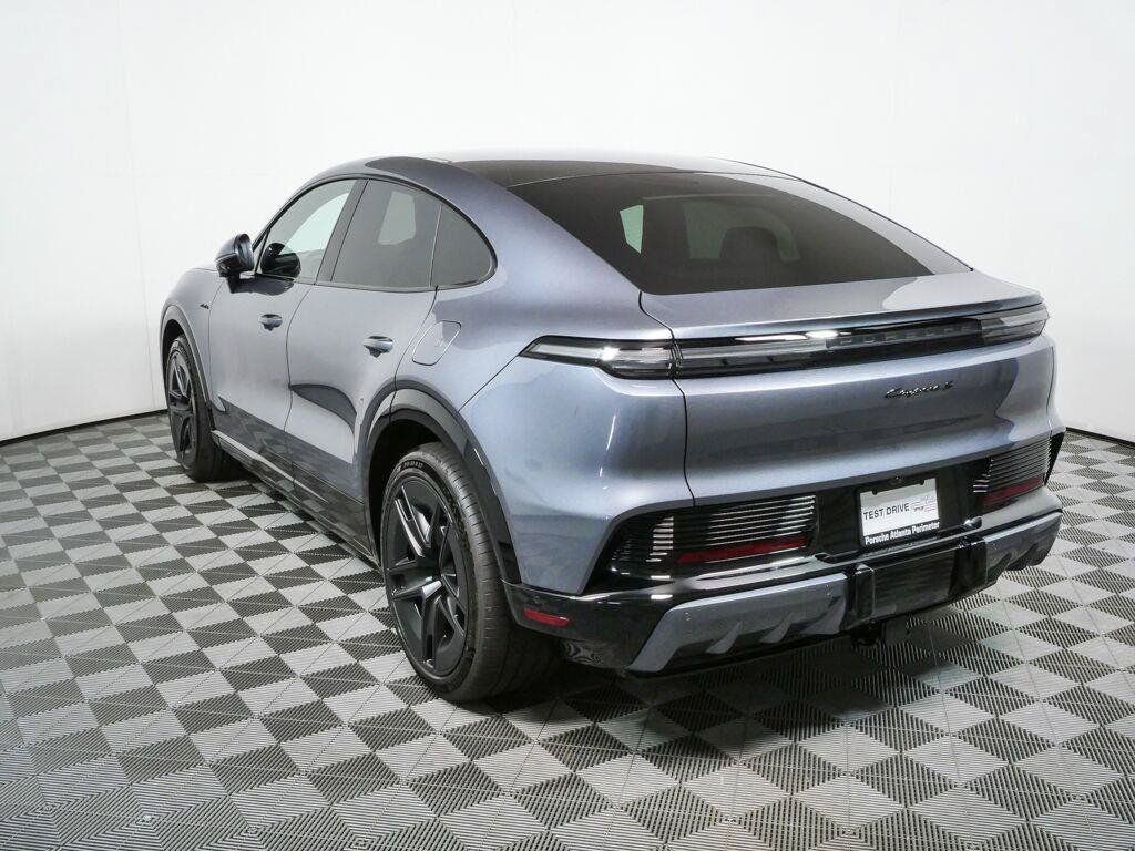 New 2026 Porsche Cayenne S AWD/4WD image 3