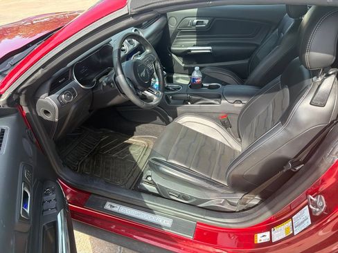 Used 2019 Ford Mustang GT Premium w/ Equipment Group 401A RWD image 4