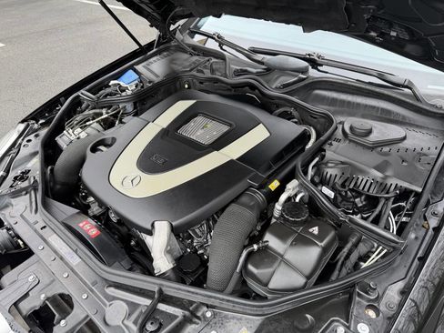 Used 2011 Mercedes-Benz CLS 550 image 36