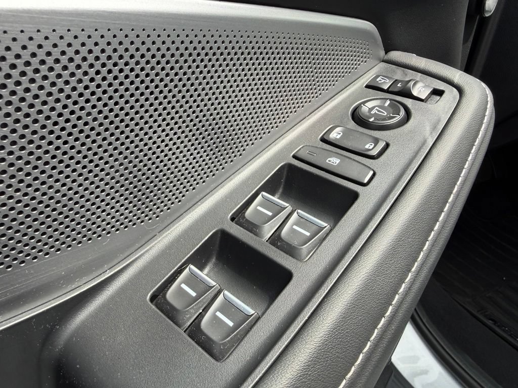 Certified 2026 Acura MDX w/ Technology Package FWD image 19