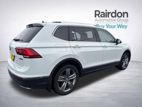 Used 2021 Volkswagen Tiguan SEL image 8