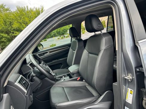 Used 2019 Volkswagen Atlas SEL FWD image 35