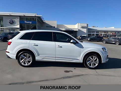 Used 2023 Audi Q7 3.0T Premium w/ Convenience Package image 2