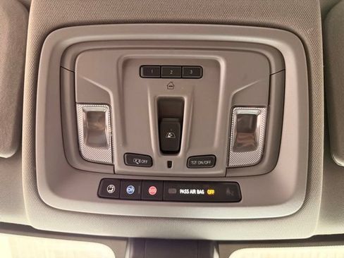 Used 2020 GMC Sierra 1500 Denali w/ Technology Package AWD/4WD image 52