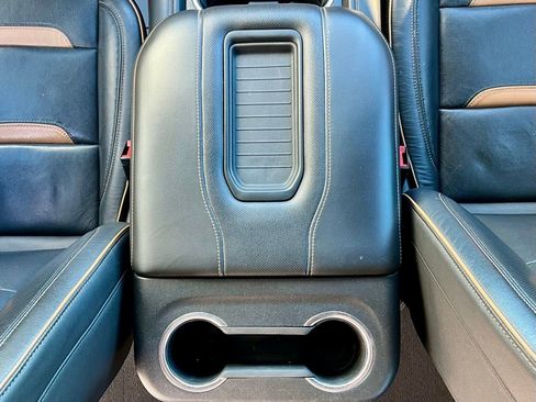 Used 2021 GMC Yukon XL AT4 w/ AT4 Premium Plus Package image 41