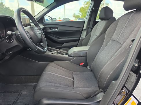 Used 2023 Honda Accord Sport image 15