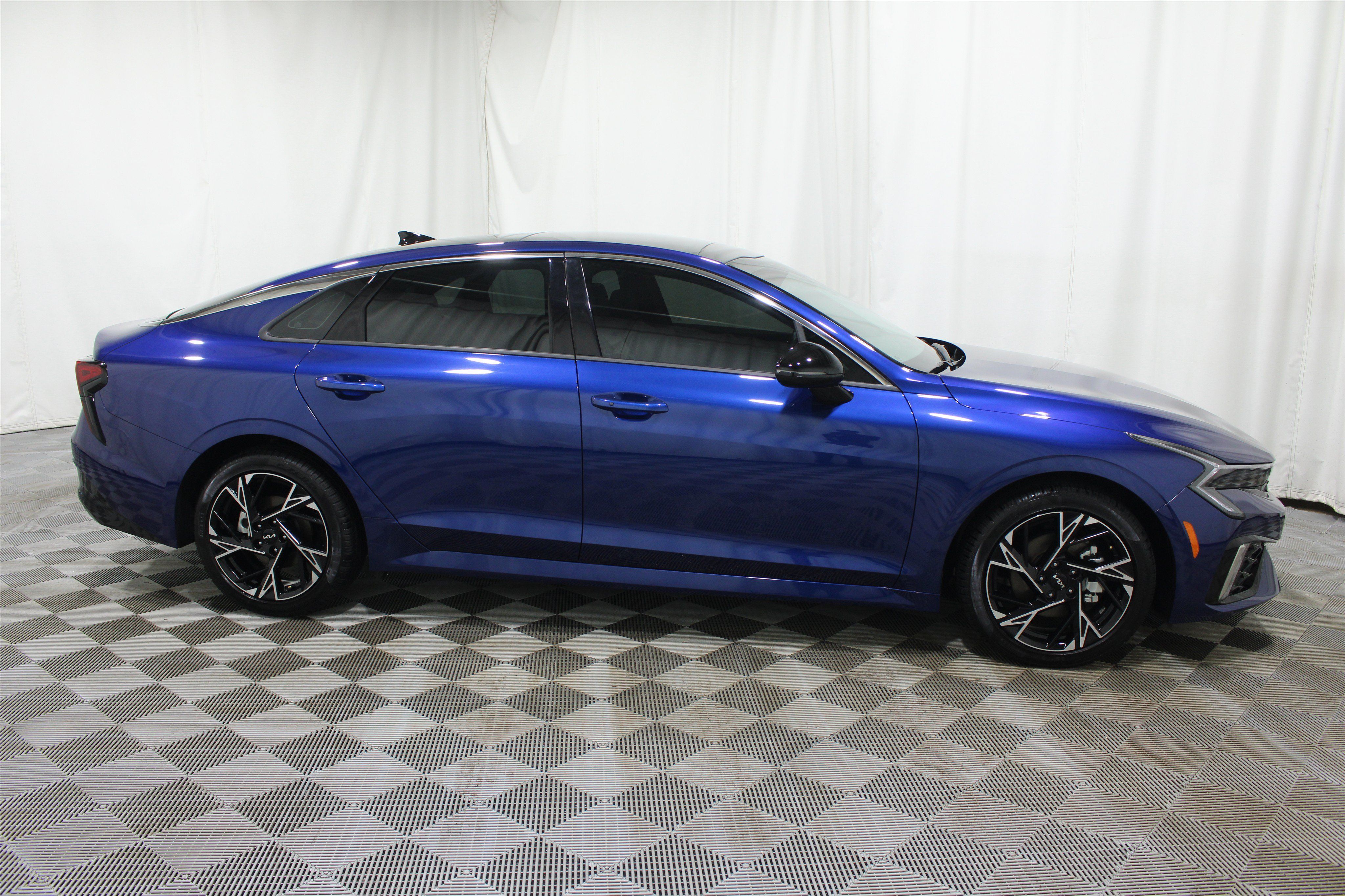 Used 2025 Kia K5 GT-Line w/ GT-Line Premium Package FWD image 29