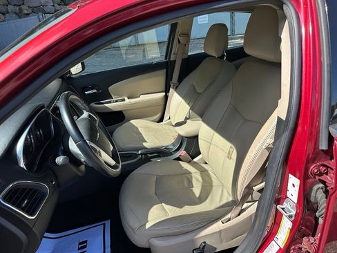 Used 2013 Chrysler 200 Limited w/ Sun/Sound Group FWD image 20