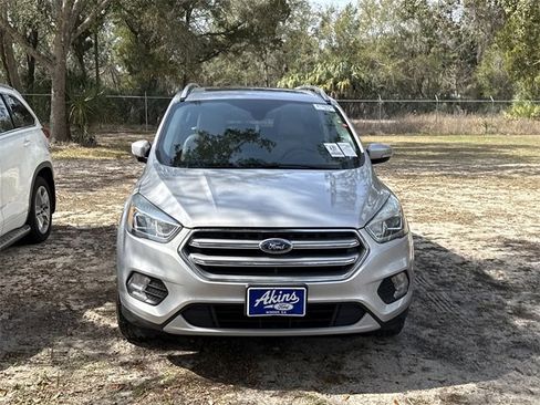 Used 2017 Ford Escape Titanium image 3