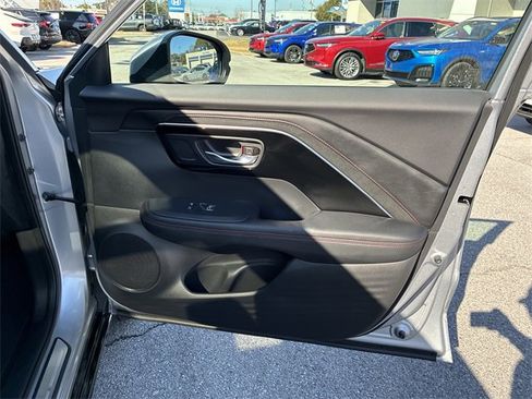 Certified 2025 Acura ADX A-Spec image 32