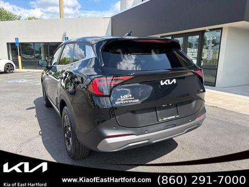 Used 2026 Kia Sportage LX w/ LX Convenience Package AWD/4WD image 10