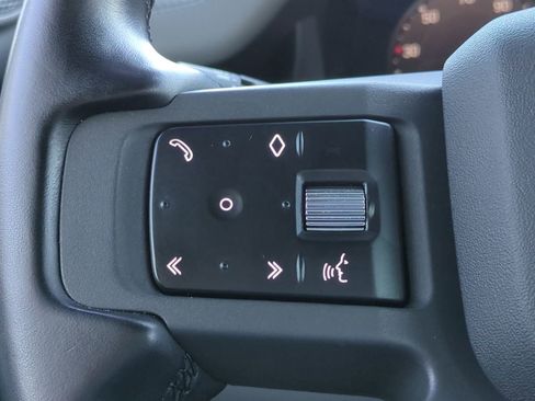 Used 2023 Land Rover Defender 110 X-Dynamic SE image 25