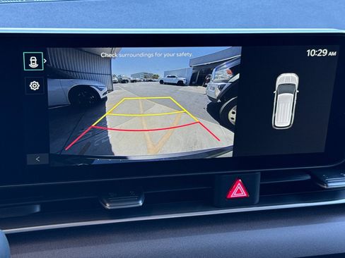New 2026 Kia Carnival EX FWD image 21