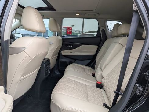 Used 2024 Nissan Murano Platinum w/ Cargo Package image 9