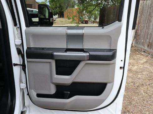 Used 2020 Ford F350 XLT w/ XLT Premium Package AWD/4WD image 25