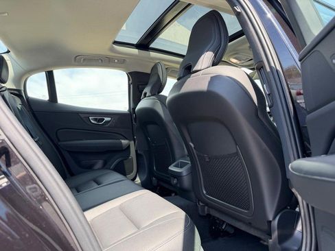 Certified 2025 Volvo S60 B5 Plus AWD/4WD image 11