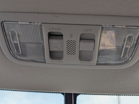 Used 2018 Honda HR-V EX-L image 24