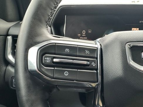 Used 2025 GMC Terrain Elevation image 14