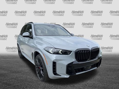 Used 2026 BMW X5 xDrive40i w/ M Sport Package AWD/4WD image 2