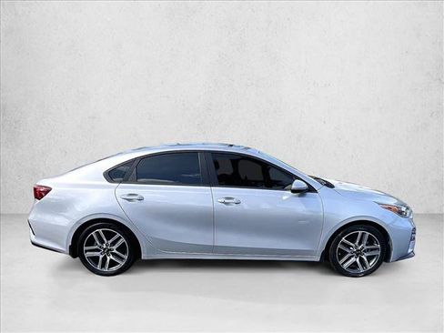 Used 2020 Kia Forte EX w/ EX Special Edition FWD image 5