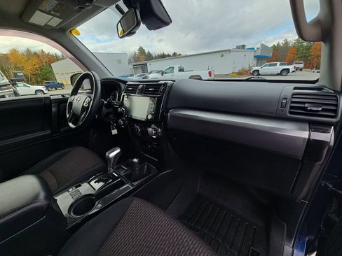 Used 2020 Toyota 4Runner TRD Off-Road Premium image 66