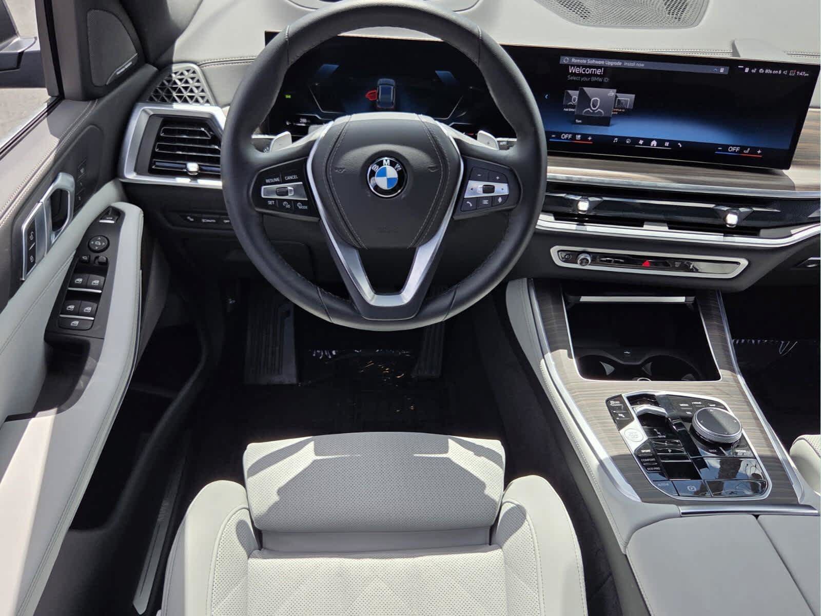 Certified 2026 BMW X5 sDrive40i w/ Premium Package RWD image 12