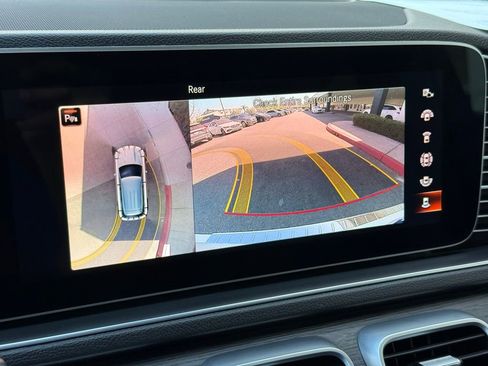 Used 2022 Mercedes-Benz GLE 350 w/ Premium Package image 7
