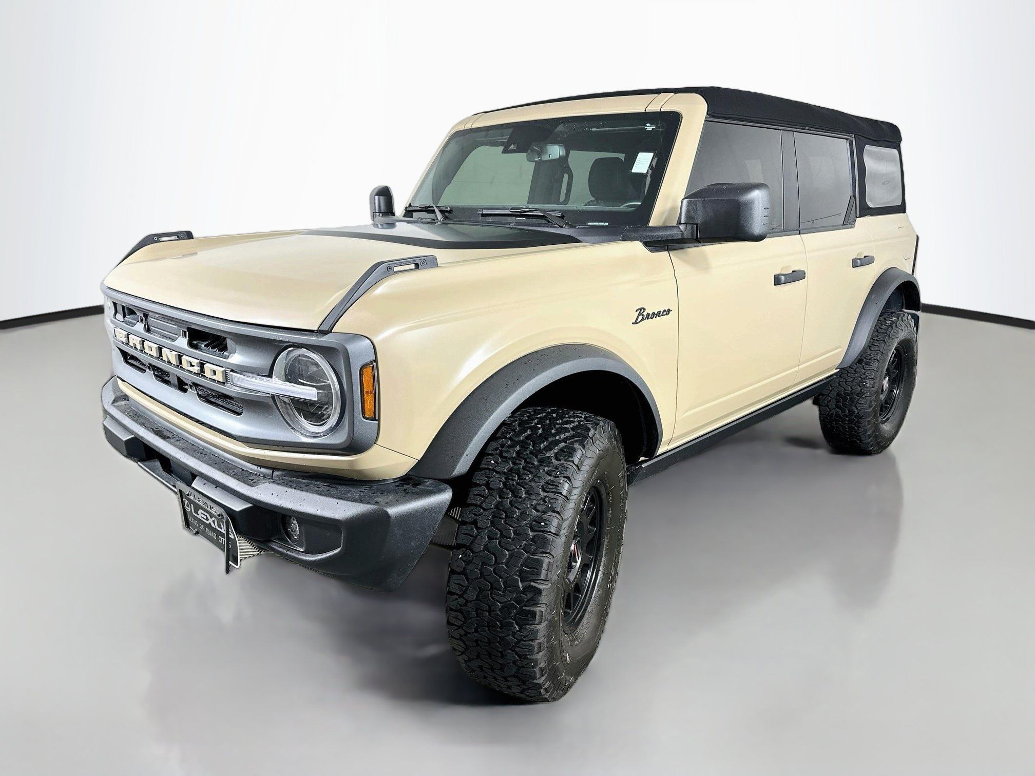 Used 2024 Ford Bronco Big Bend AWD/4WD image 3