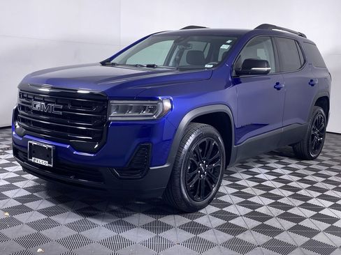 Certified 2023 GMC Acadia SLE w/ Driver Convenience Package AWD/4WD image 31