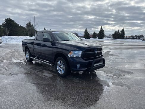 Used 2019 RAM 1500 Express w/ Express Value Package image 3