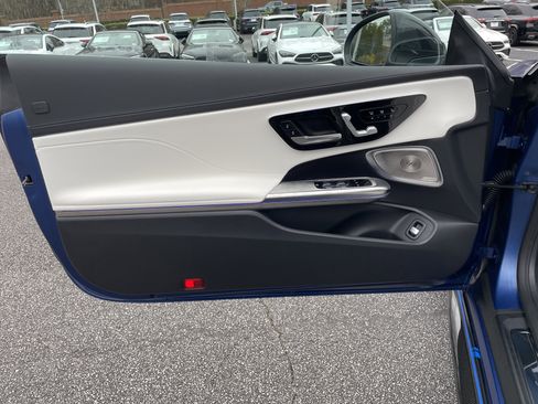 New 2026 Mercedes-Benz CLE 53 AMG 4MATIC Cabriolet image 26