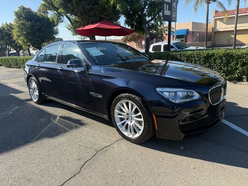 Used 2014 BMW 750i 750i Sedan 4D image 3