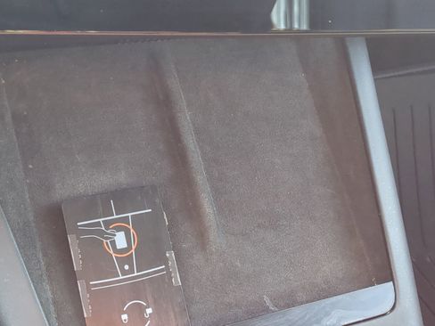 Used 2024 Tesla Model X image 24