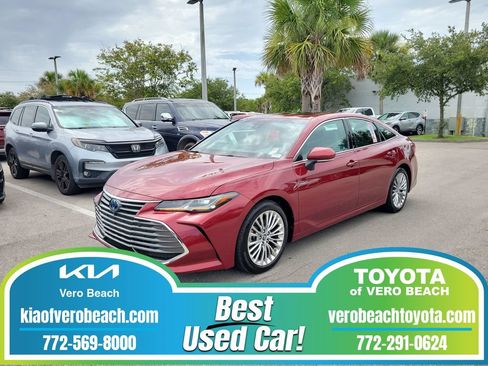 Used 2019 Toyota Avalon Limited w/ Advanced Safety Package FWD image 1