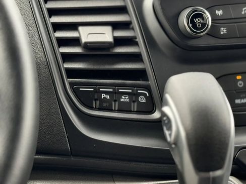 Used 2024 Ford Transit 350 XL image 33