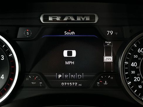 Used 2019 RAM 3500 Laramie AWD/4WD image 18