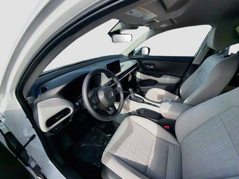 New 2027 Honda HR-V LX image 8
