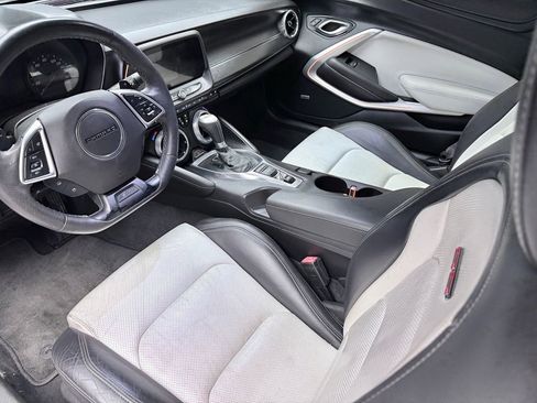 Used 2017 Chevrolet Camaro SS image 12
