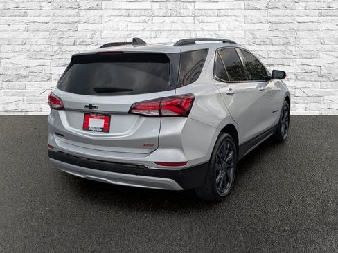 Used 2022 Chevrolet Equinox RS w/ RS Leather Package FWD image 6