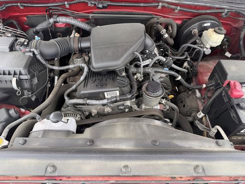 Used 2014 Toyota Tacoma PreRunner w/ Convenience Package image 27