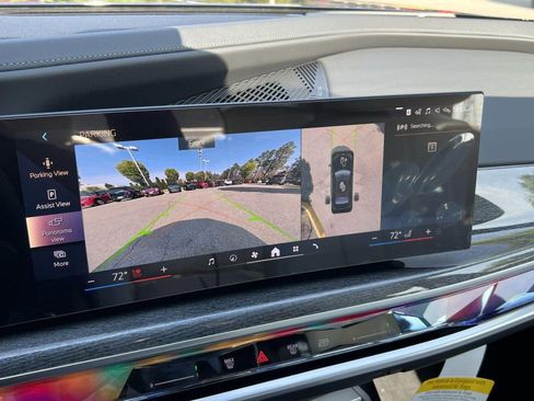 New 2025 BMW i7 eDrive50 w/ Executive Package image 16