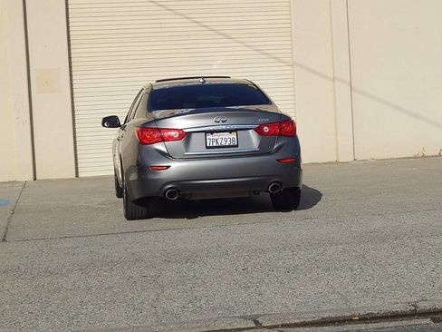 Used 2015 INFINITI Q50 Premium w/ Navigation Package RWD image 4