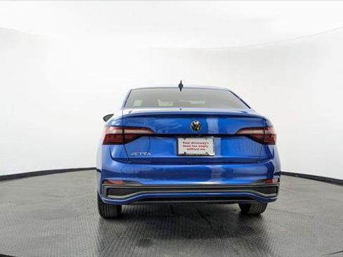 Used 2022 Volkswagen Jetta S FWD image 7