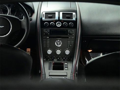 Used 2007 Aston Martin V8 Vantage Coupe image 27